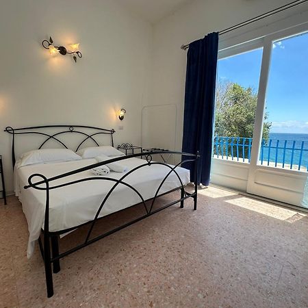 Hotel Rada Azzurra Amalfi Exterior foto