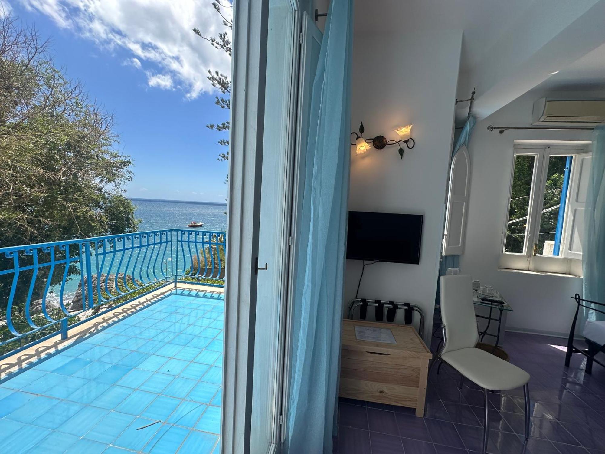 Hotel Rada Azzurra Amalfi Exterior foto
